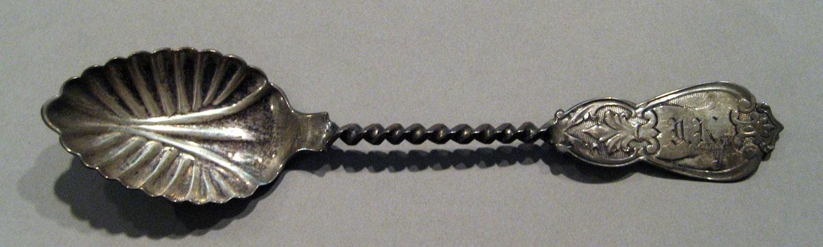 1997.0028.012 Silver Spoon upper surface