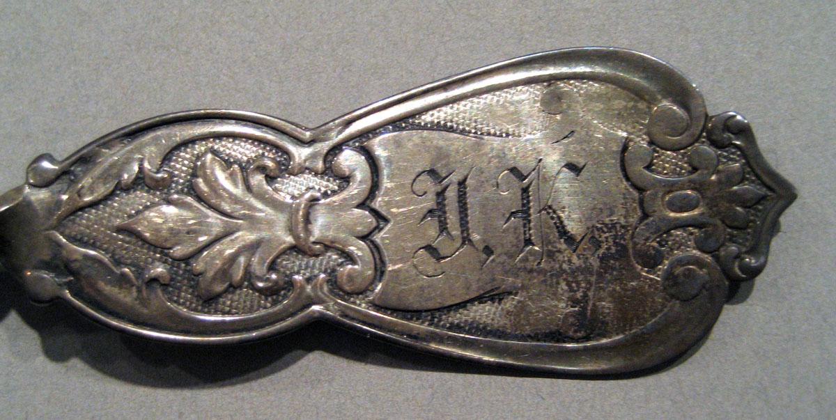 1997.0028.012 Silver Spoon engraving upper surface