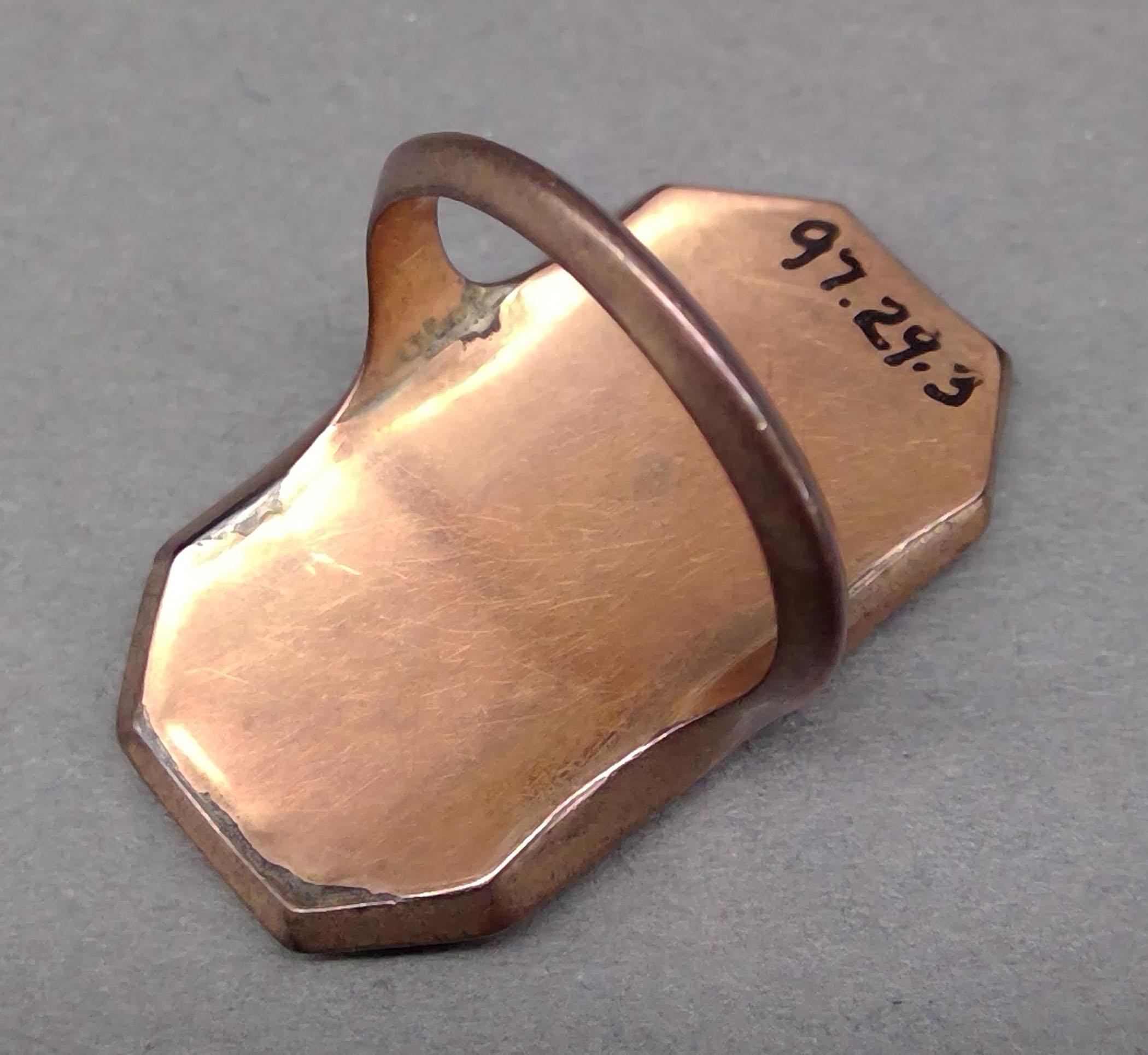 1997.0029.003 Ring (finger), Mourning ring, view 4