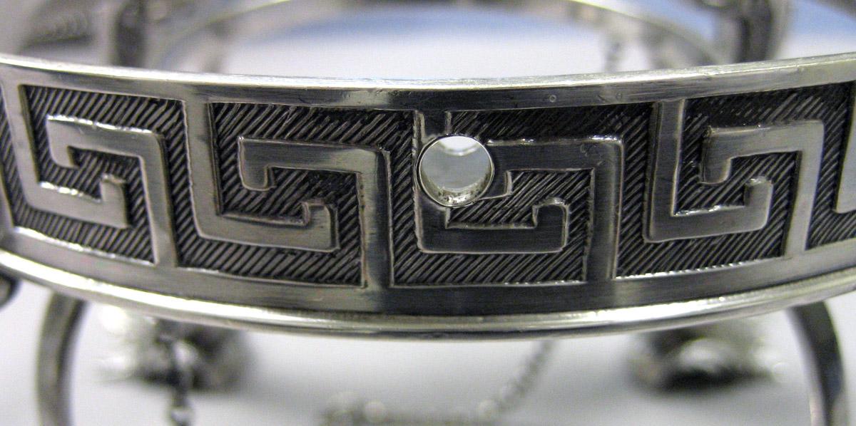 1997.0039 Silver Urn detail stand decoration