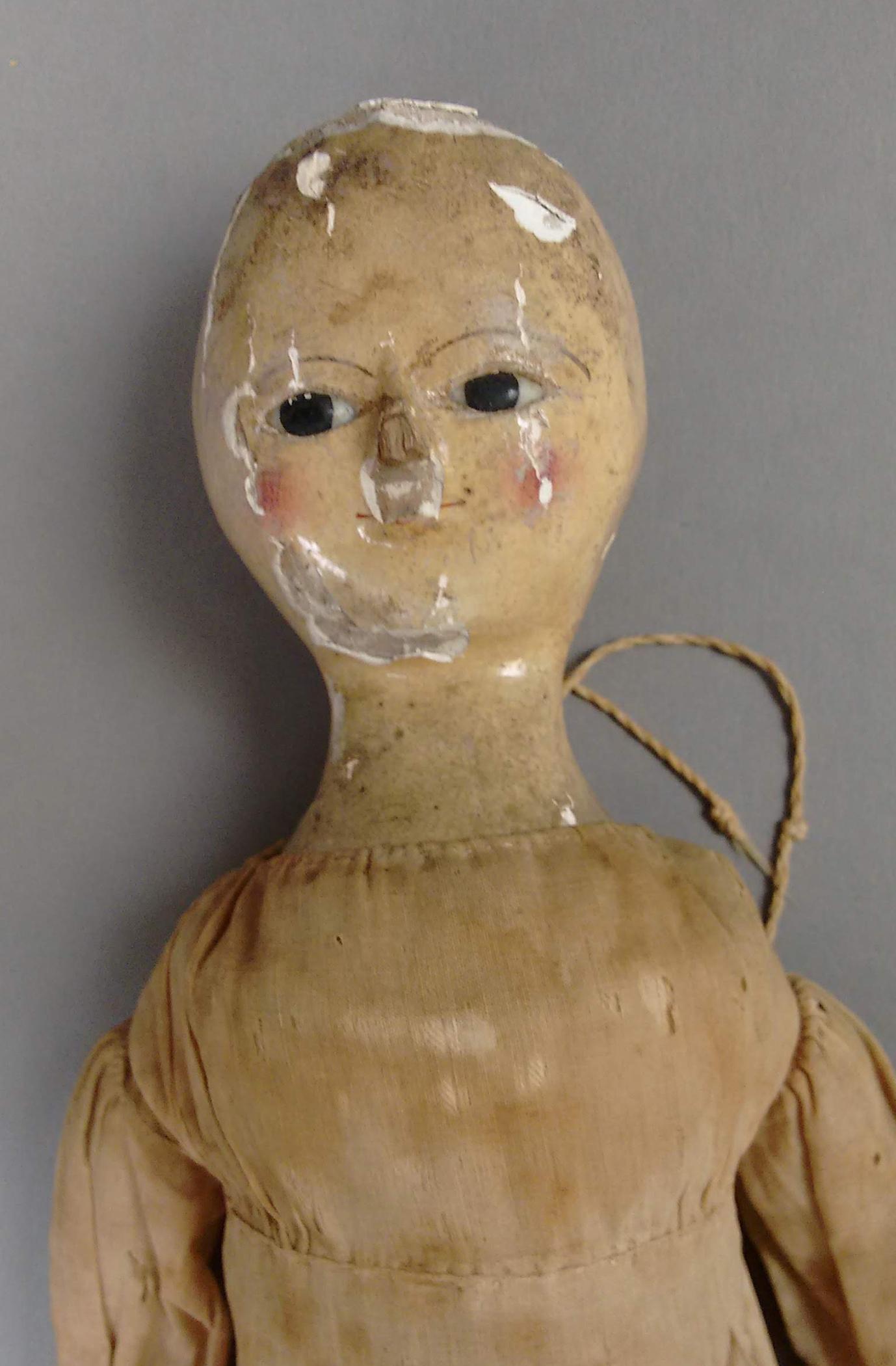 1997.0040.003 Doll, detail 1