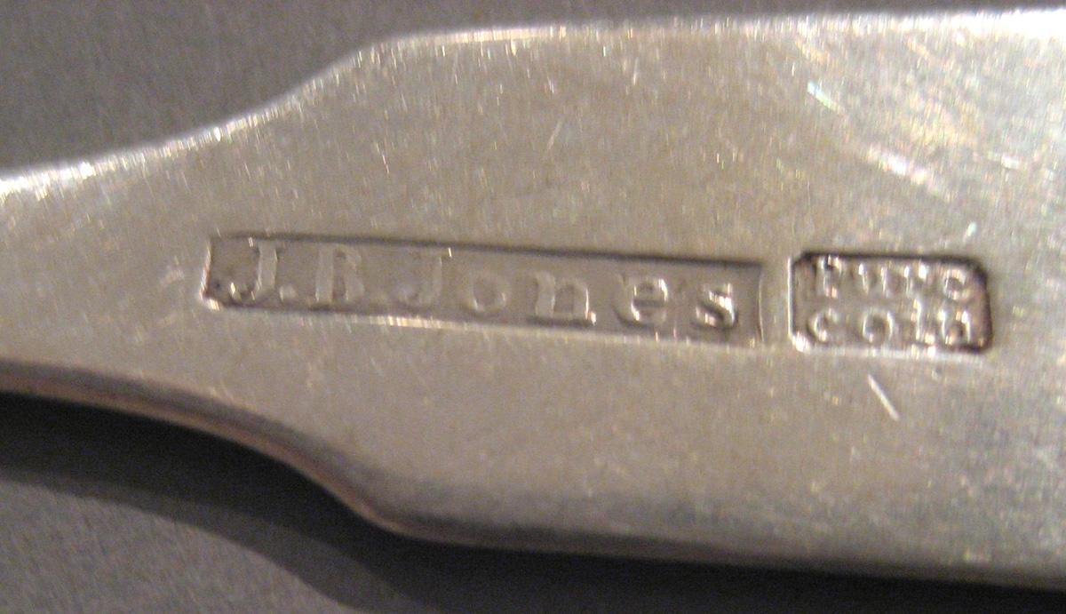 1998.0004.003 Silver Spoon marks