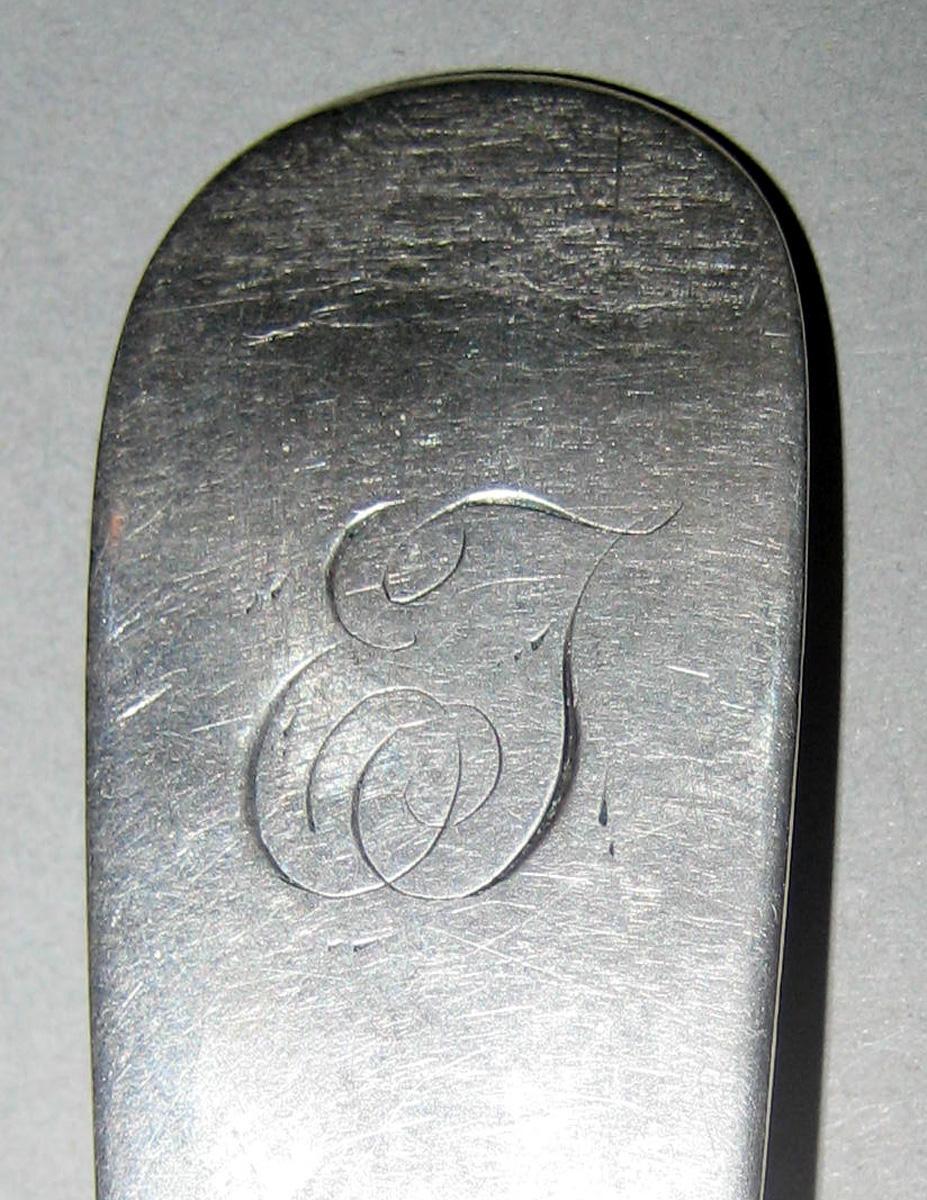 1998.0004.004.001 Silver Spoon engraving