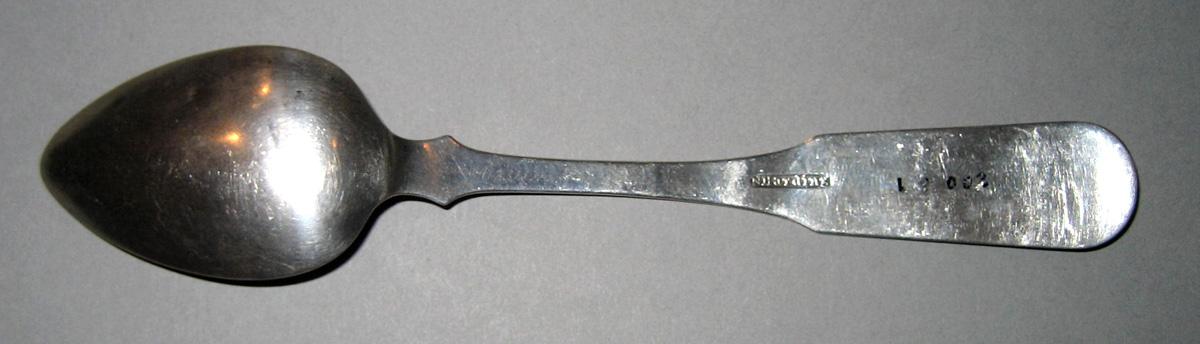 1998.0004.005 Silver Spoon underside