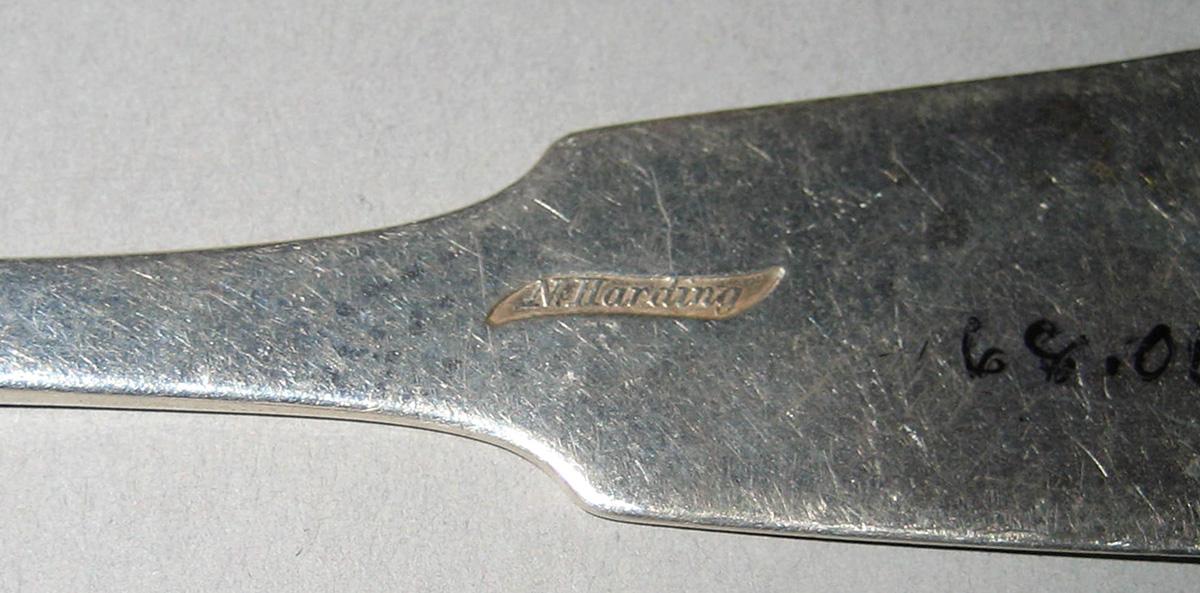 1998.0004.006 Silver Spoon marks