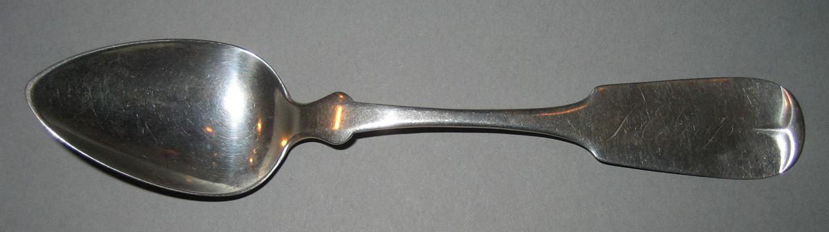1998.0004.009 Silver Spoon upper surface