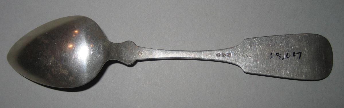 1998.0004.009 Silver Spoon underside
