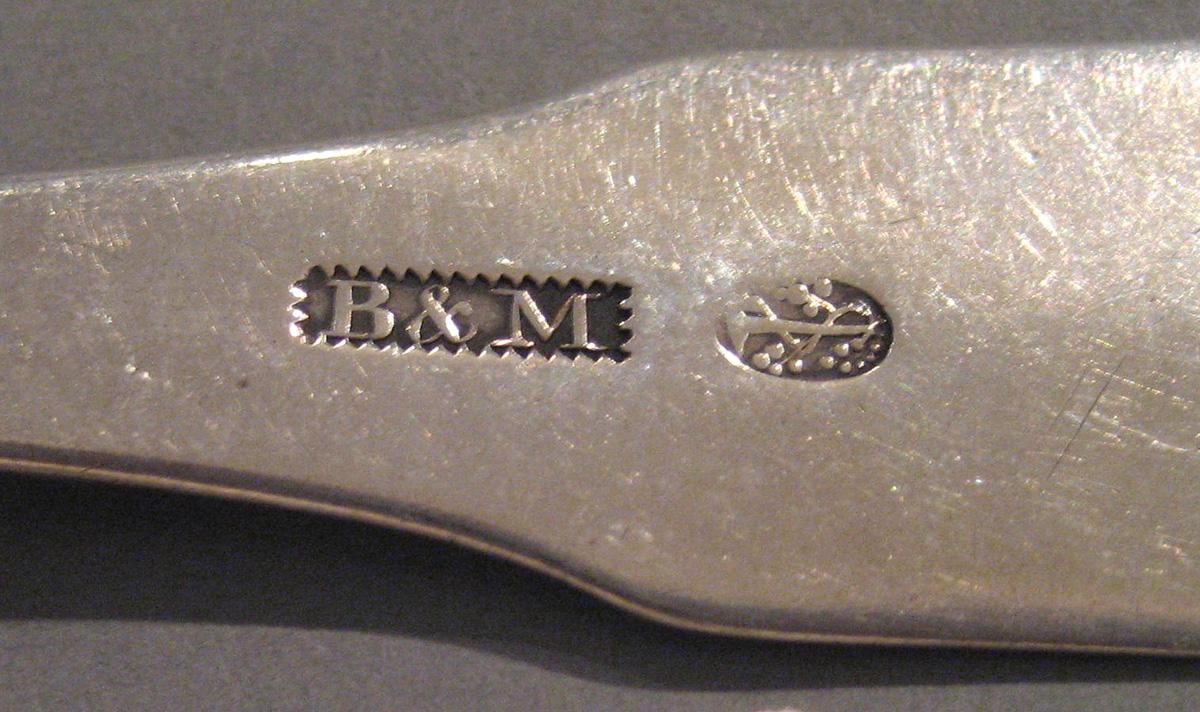 1998.0004.019 Silver Spoon marks