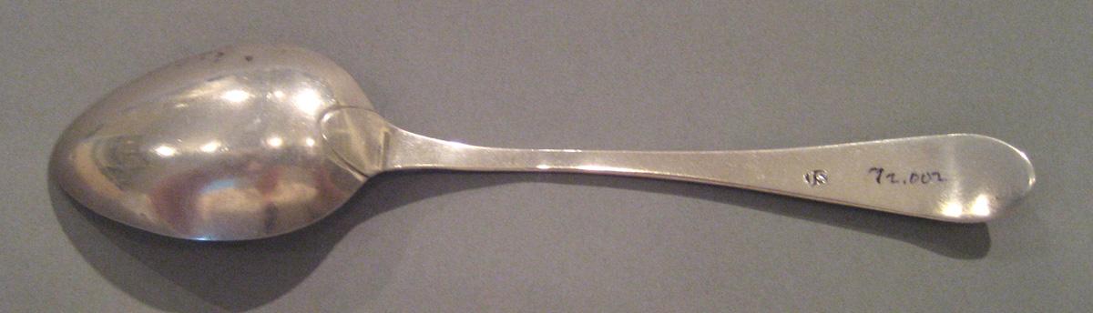 1998.0004.023 Silver Spoon underside