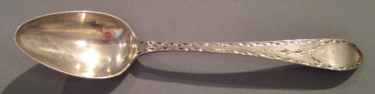 1998.0004.030.002 Silver Spoon upper surface