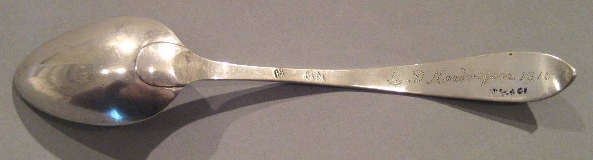 1998.0004.030.004 Silver Spoon underside
