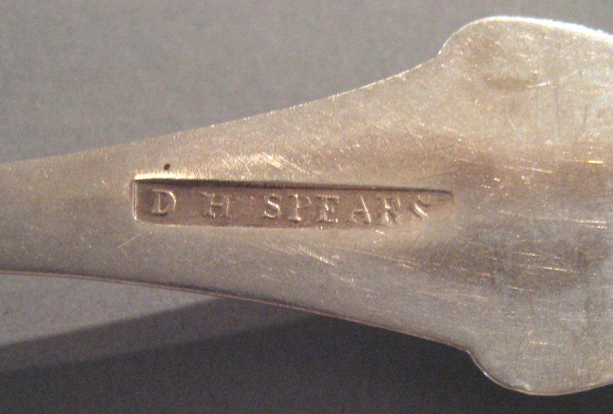 1998.0004.031.001 Silver Spoon marks