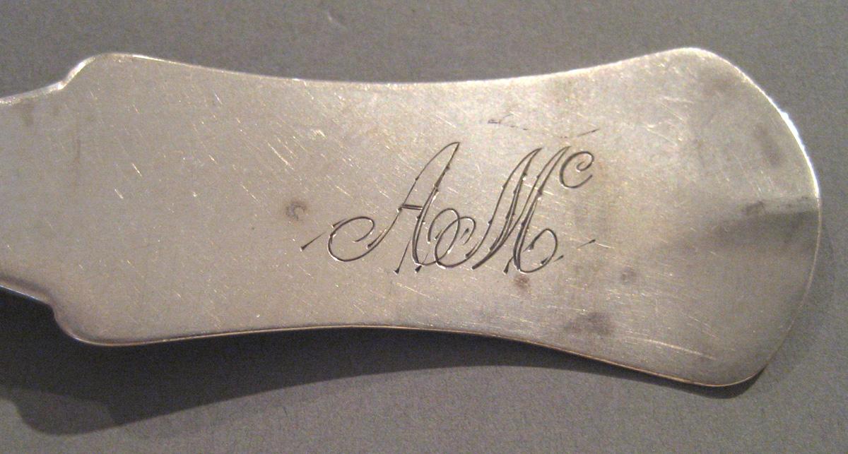 1998.0004.031.002 Silver Spoon engraving