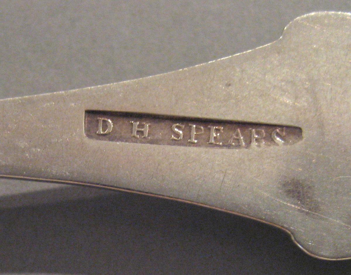 1998.0004.031.002 Silver Spoon marks
