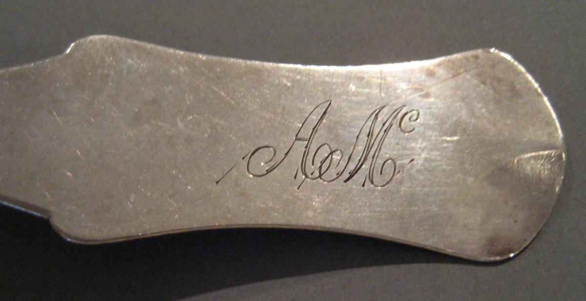 1998.0004.031.006 Silver Spoon engraving