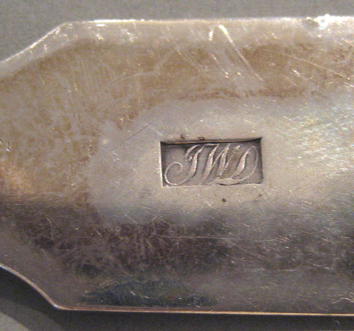 1998.0004.036 Silver Spoon marks