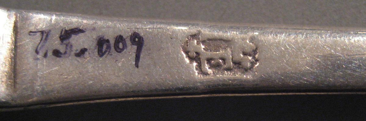 1998.0004.049 Silver Spoon mark