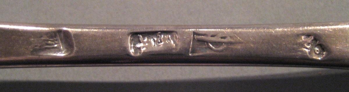 1998.0004.050.001 Silver Spoon marks