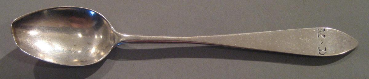 1998.0004.054.001 Silver Spoon upper surface