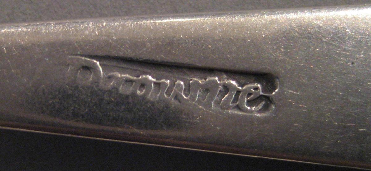 1998.0004.054.001 Silver Spoon marks