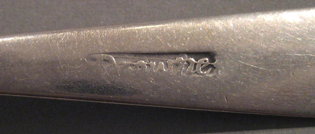 1998.0004.054.002 Silver Spoon marks