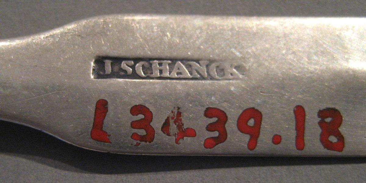 1998.0004.059.002 Silver Spoon mark