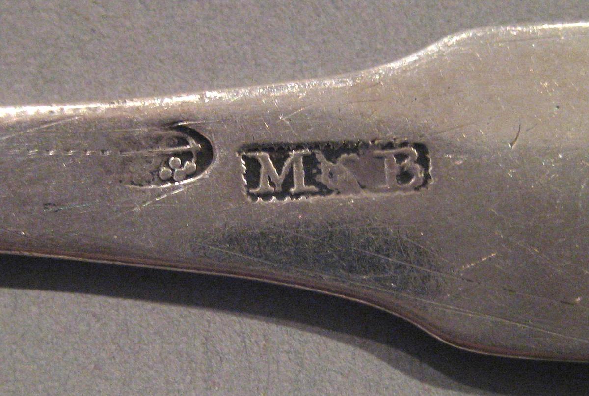 1998.0004.062 Silver Spoon marks