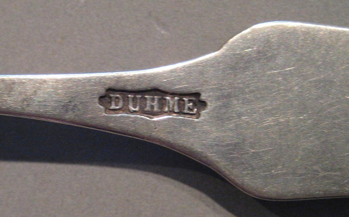 1998.0004.067 Silver Spoon marks
