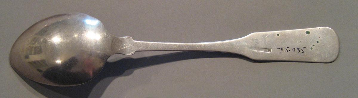 1998.0004.069 Silver Spoon underside