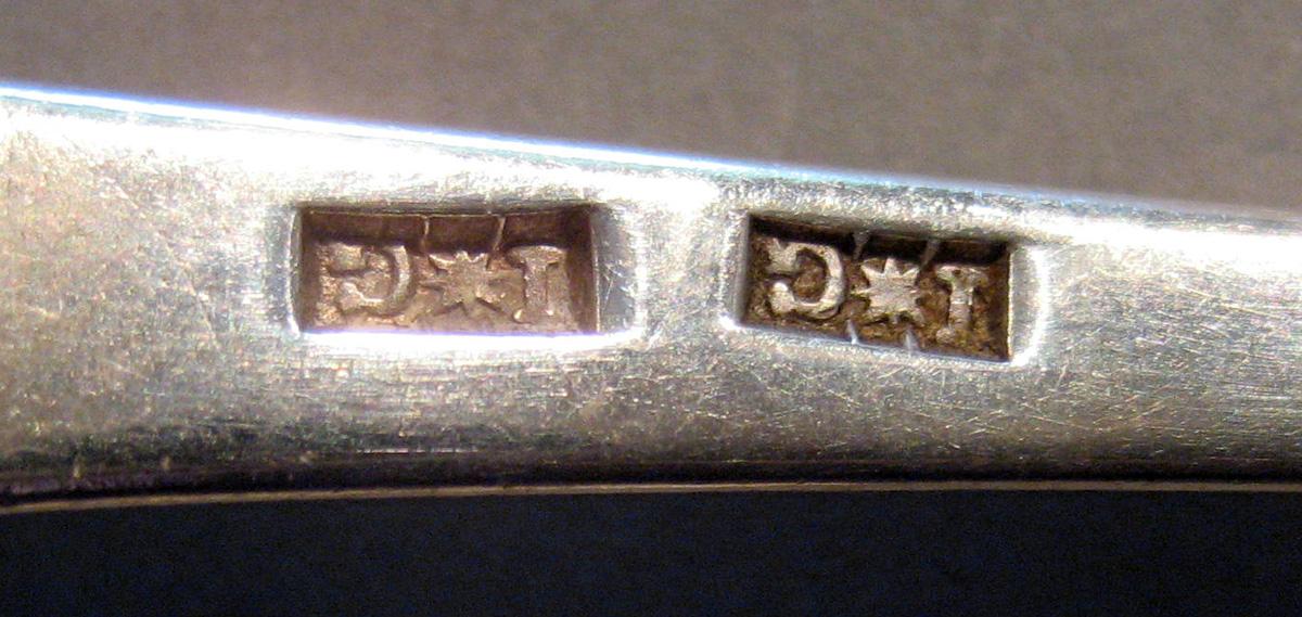1998.0004.071 Silver Spoon marks