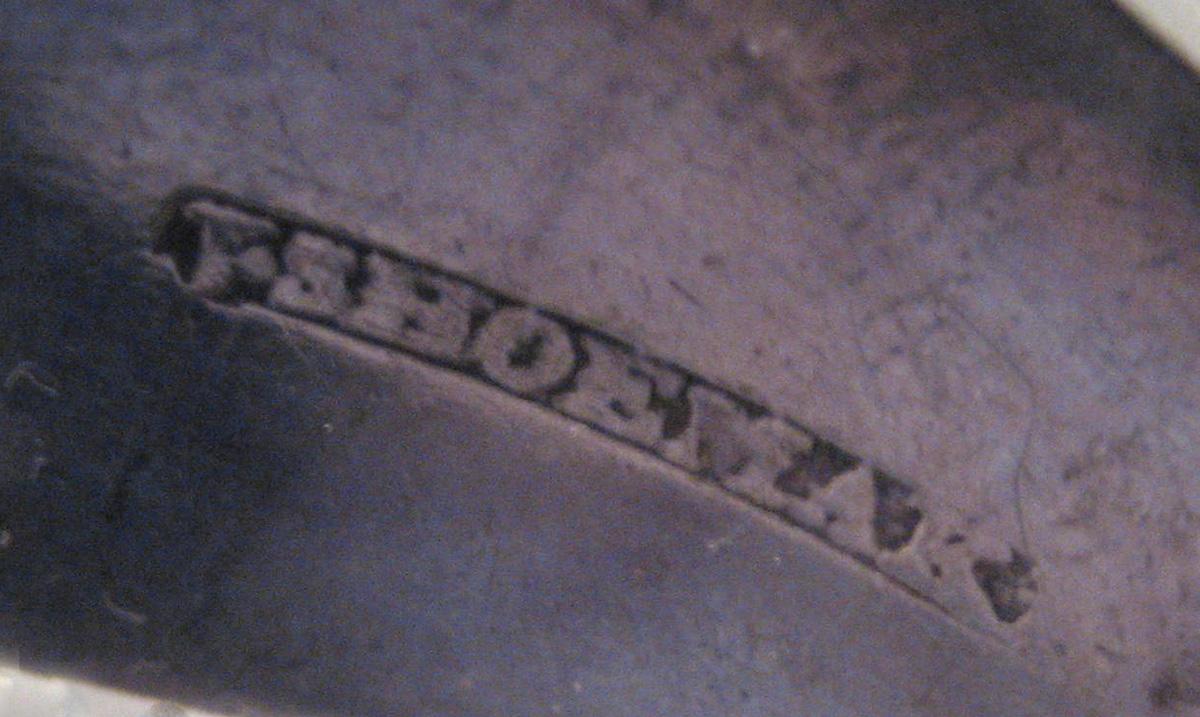 1998.0004.074 Silver Tongs marks