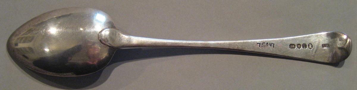 1998.0004.079.002 Silver Spoon underside
