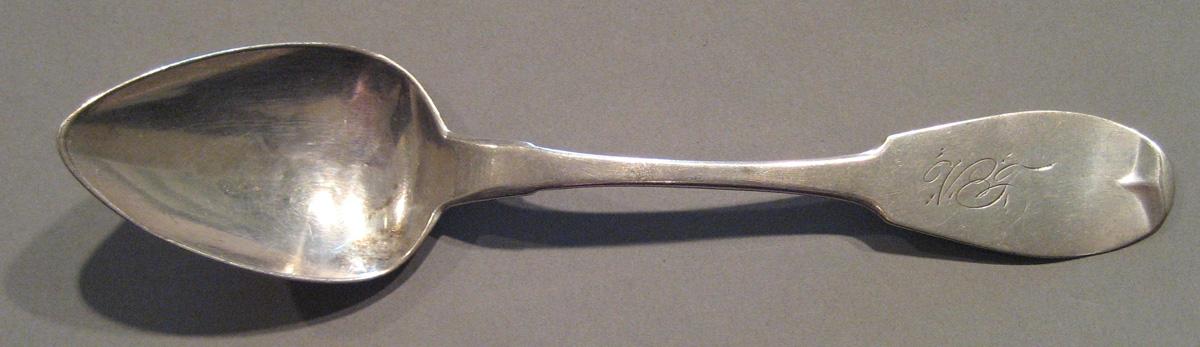 1998.0004.086.001 Silver Spoon upper surface