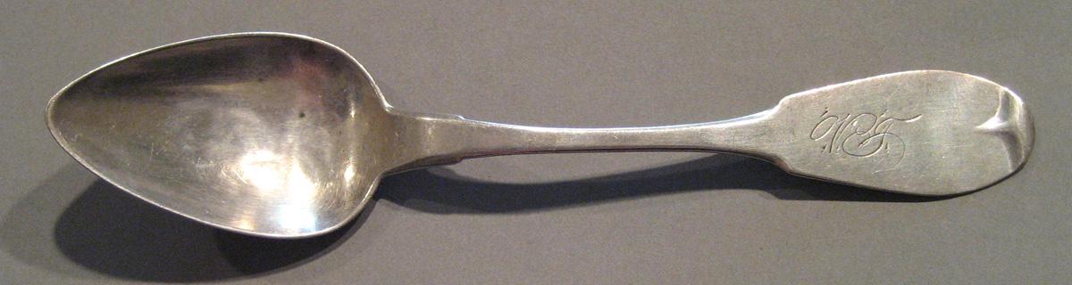 1998.0004.086.002 Silver Spoon upper surface