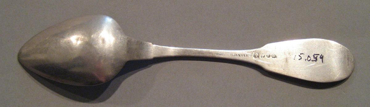 1998.0004.086.002 Silver Spoon underside