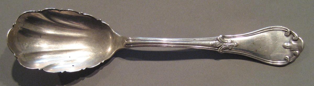 1998.0004.087 Silver Spoon upper surface