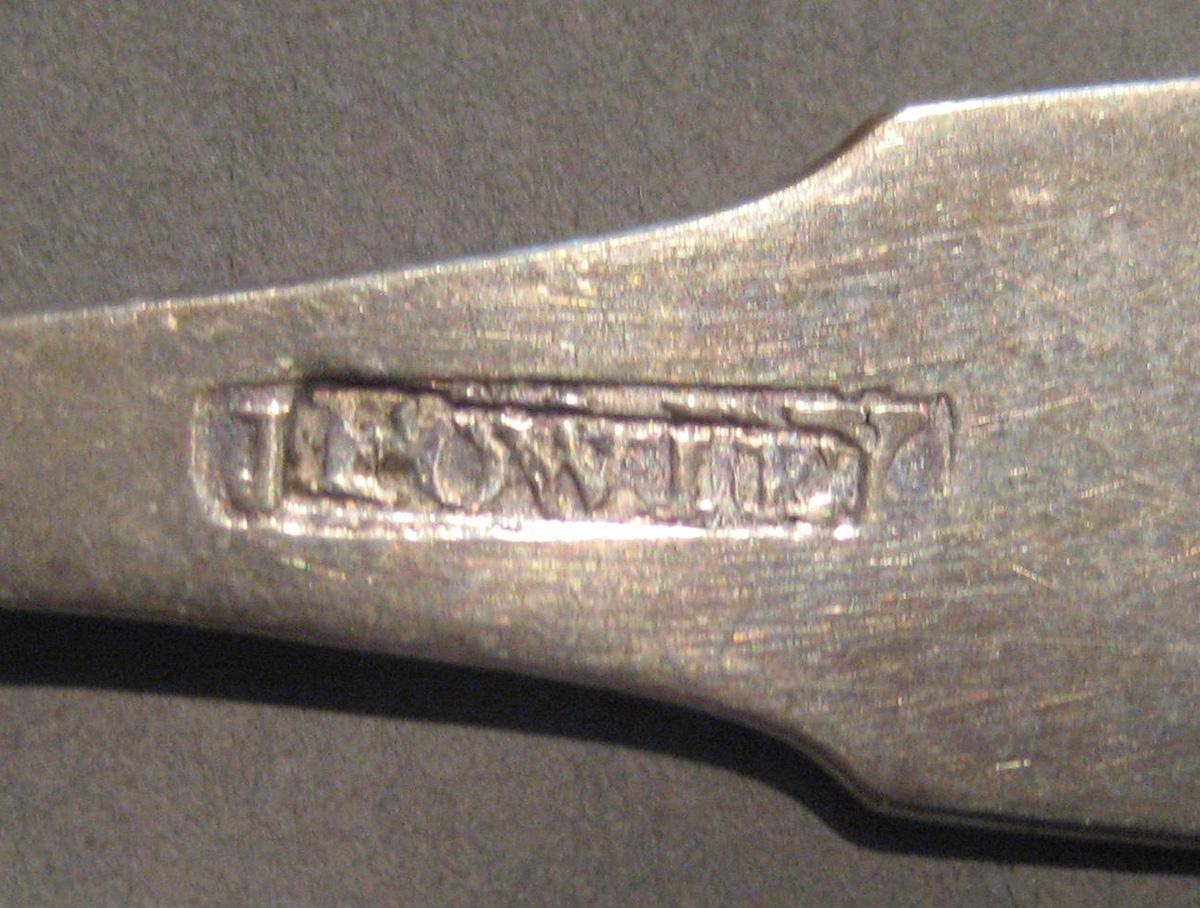 1998.0004.088.001 Silver Spoon marks