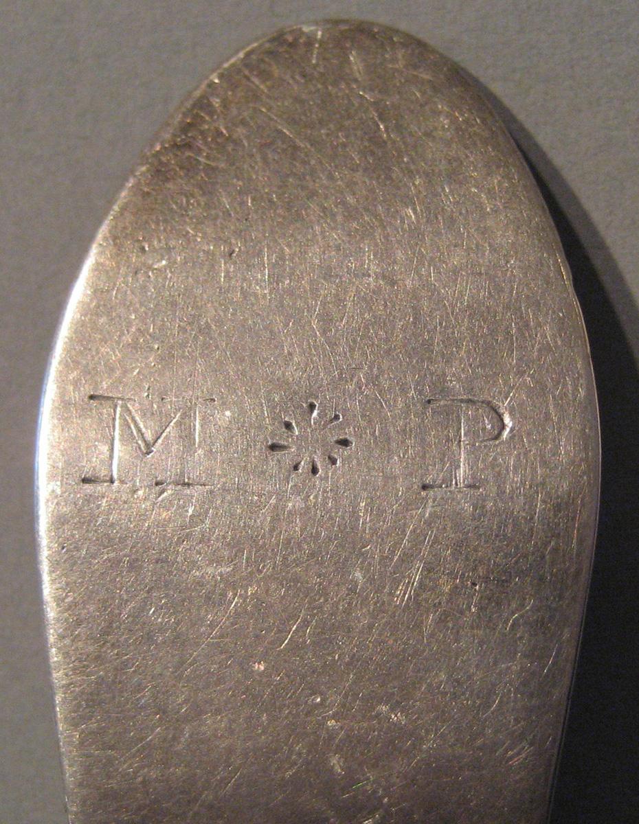 1998.0004.094 Silver Spoon engraving
