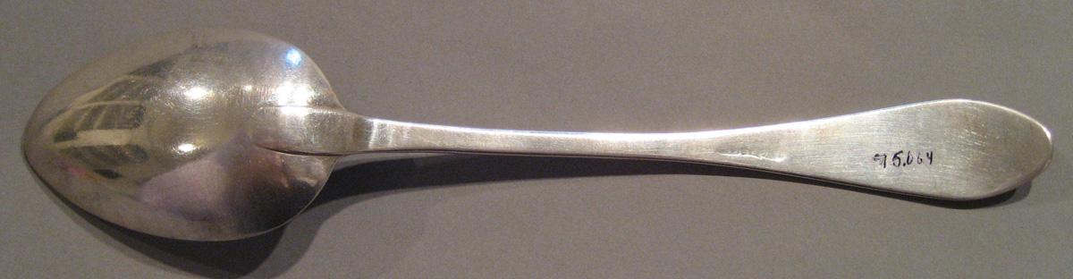 1998.0004.095 Silver Spoon underside