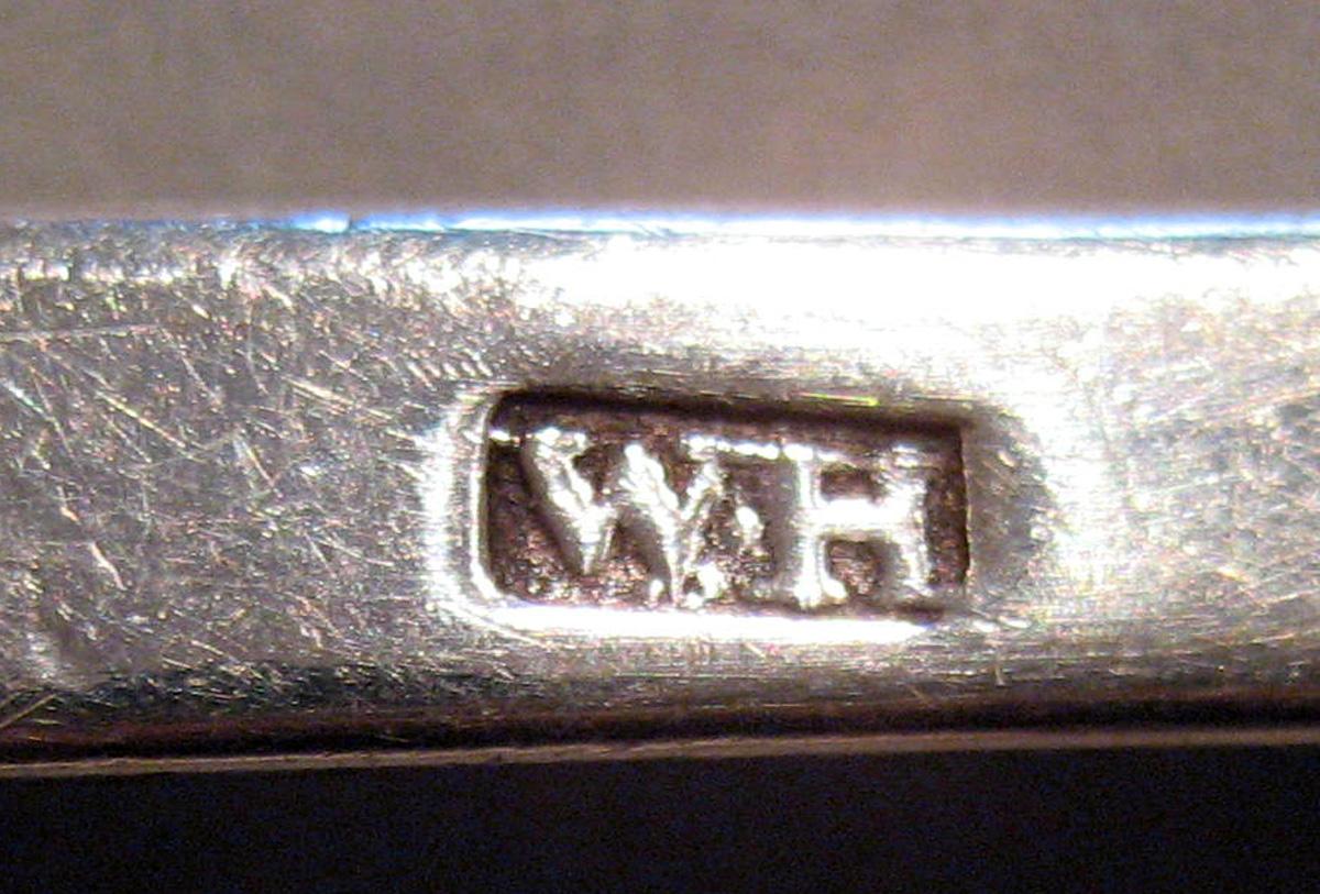 1998.0004.096 Silver Spoon marks