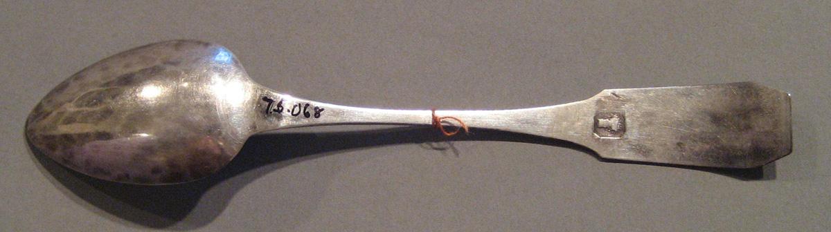 1998.0004.099.005 Silver Spoon underside