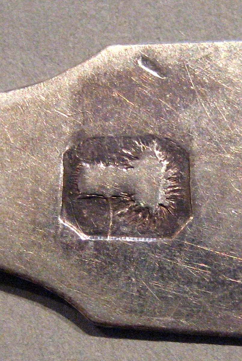 1998.0004.099.005 Silver Spoon marks