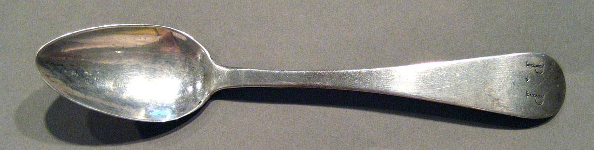 1998.0004.1004 Silver Spoon upper surface