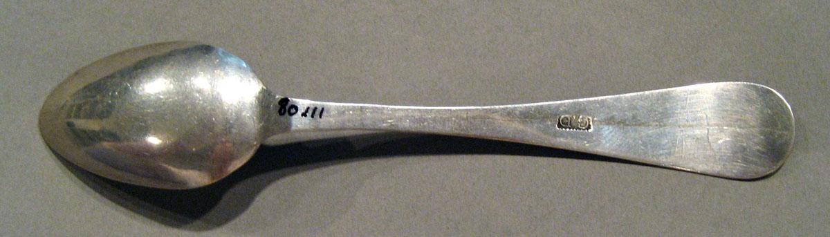 1998.0004.1004 Silver Spoon underside