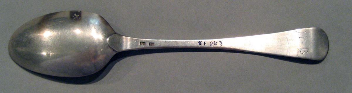 1998.0004.1008 Silver Spoon underside
