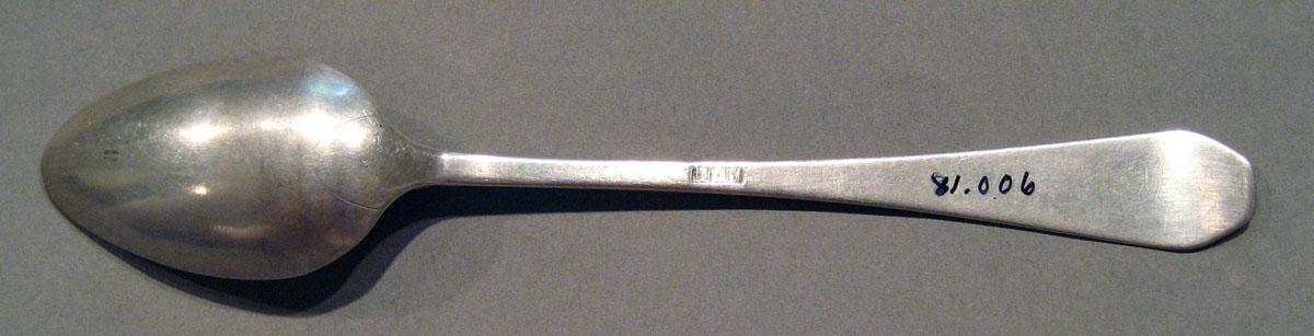 1998.0004.1011 Silver Spoon underside