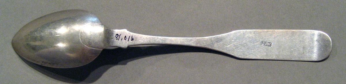 1998.0004.1021 Silver Spoon underside
