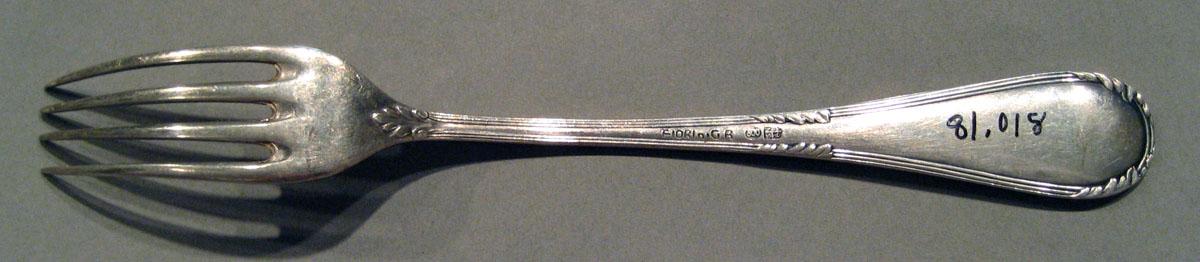1998.0004.1023 Silver Fork underside
