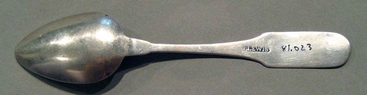 1998.0004.1028 Silver Spoon underside