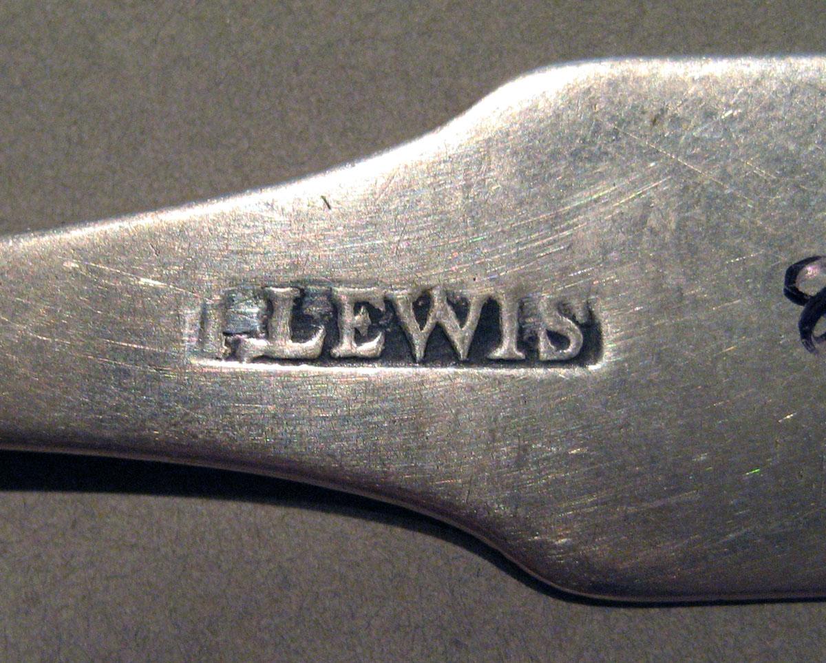 1998.0004.1028 Silver Spoon mark